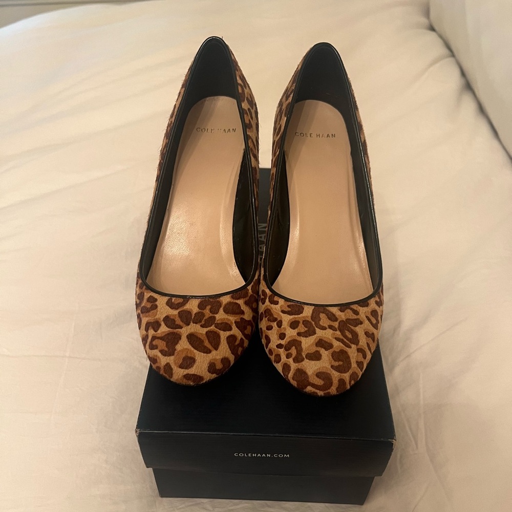 Cole Haan Lainey Wedge Size 6